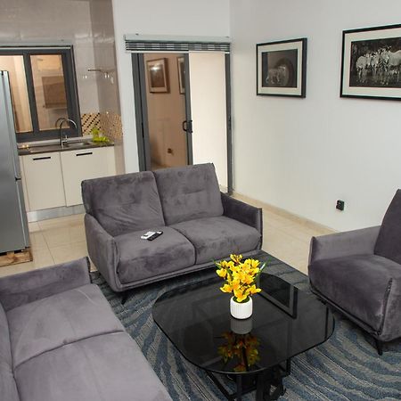 Residence Teranga Immo Luxe Residence Ndoumbe Sylla داكاغْ المظهر الخارجي الصورة