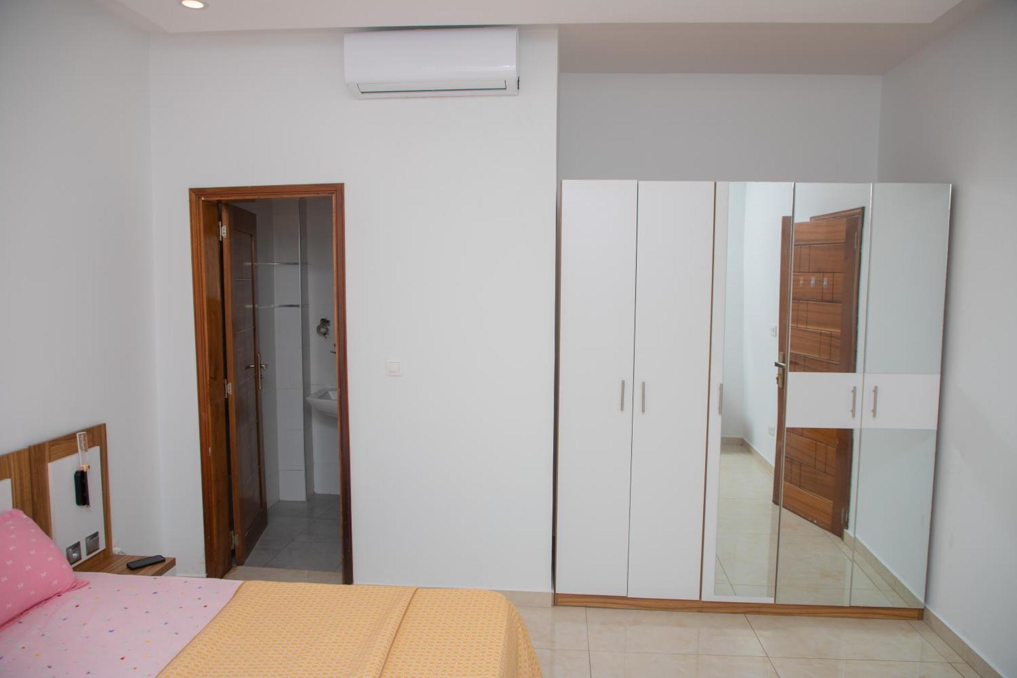Residence Teranga Immo Luxe Residence Ndoumbe Sylla داكاغْ المظهر الخارجي الصورة