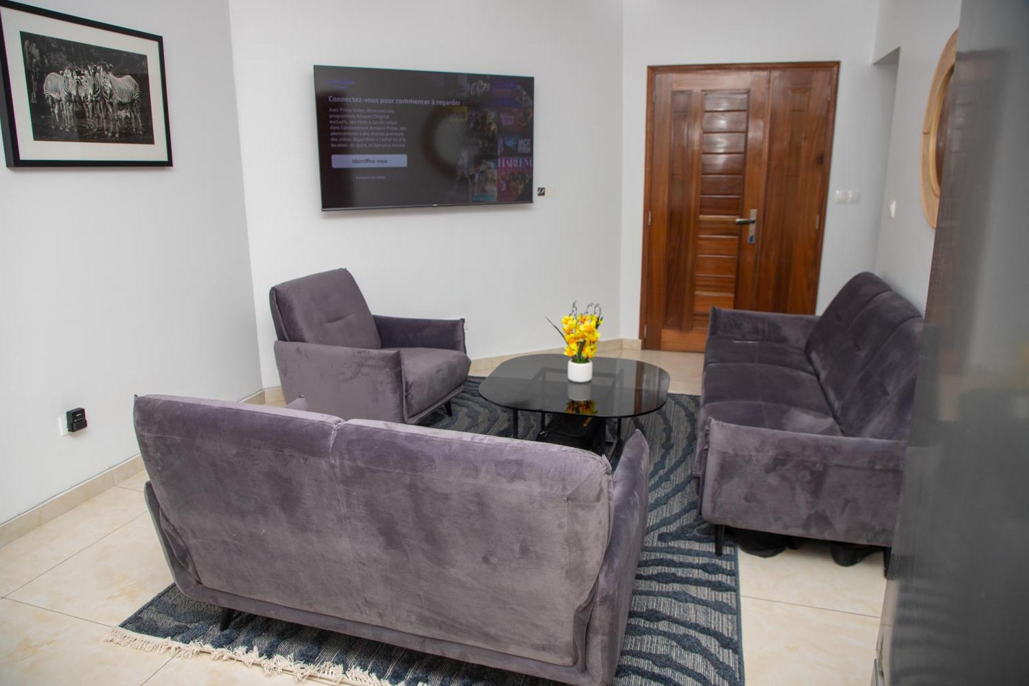 Residence Teranga Immo Luxe Residence Ndoumbe Sylla داكاغْ المظهر الخارجي الصورة