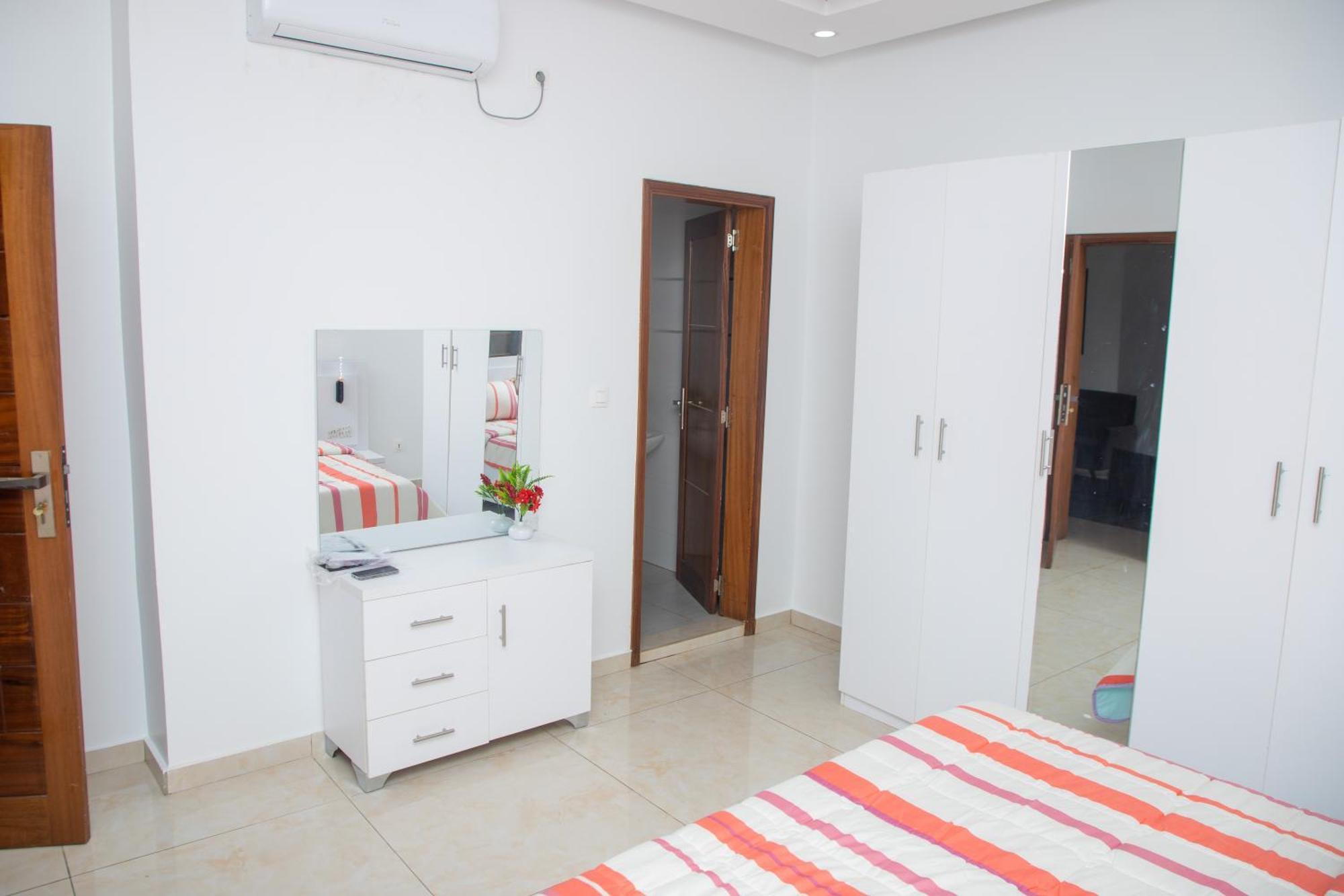Residence Teranga Immo Luxe Residence Ndoumbe Sylla داكاغْ المظهر الخارجي الصورة