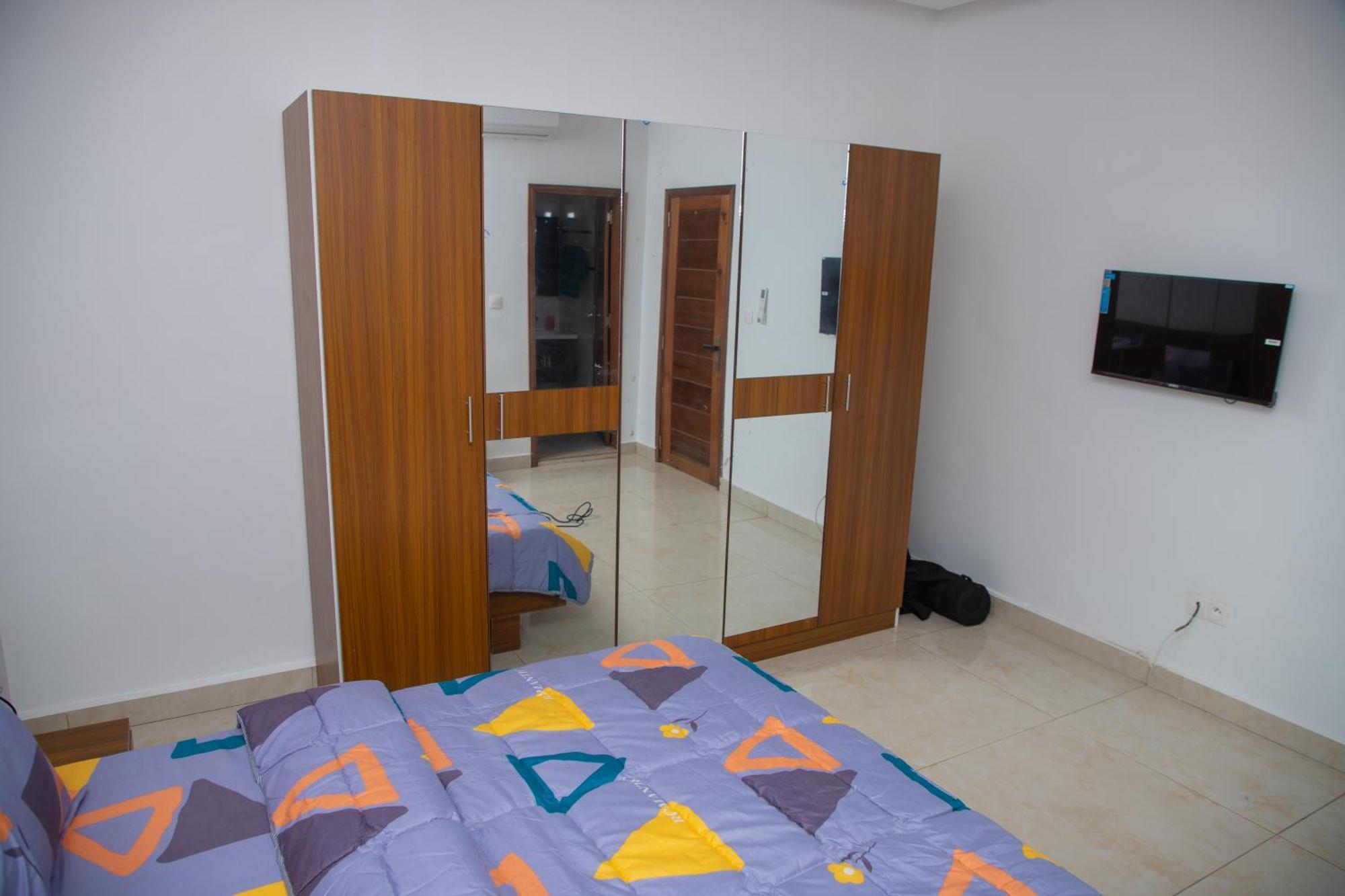 Residence Teranga Immo Luxe Residence Ndoumbe Sylla داكاغْ المظهر الخارجي الصورة
